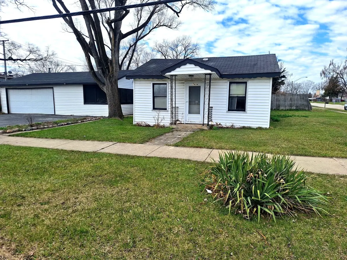 7434 S Nottingham Avenue, Chicago, IL 60638 - #1