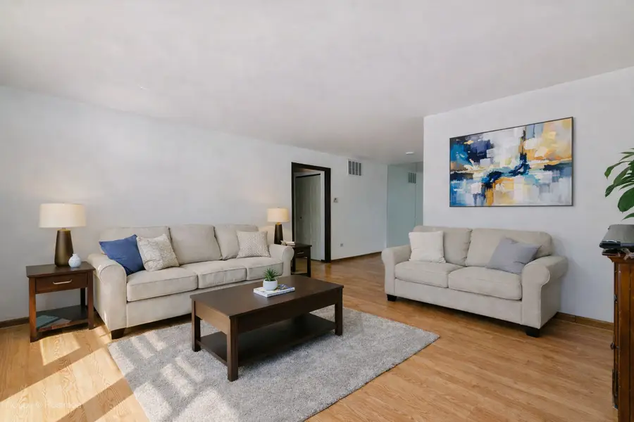 238 Nantucket Harbor, Schaumburg, IL 60193 - #2
