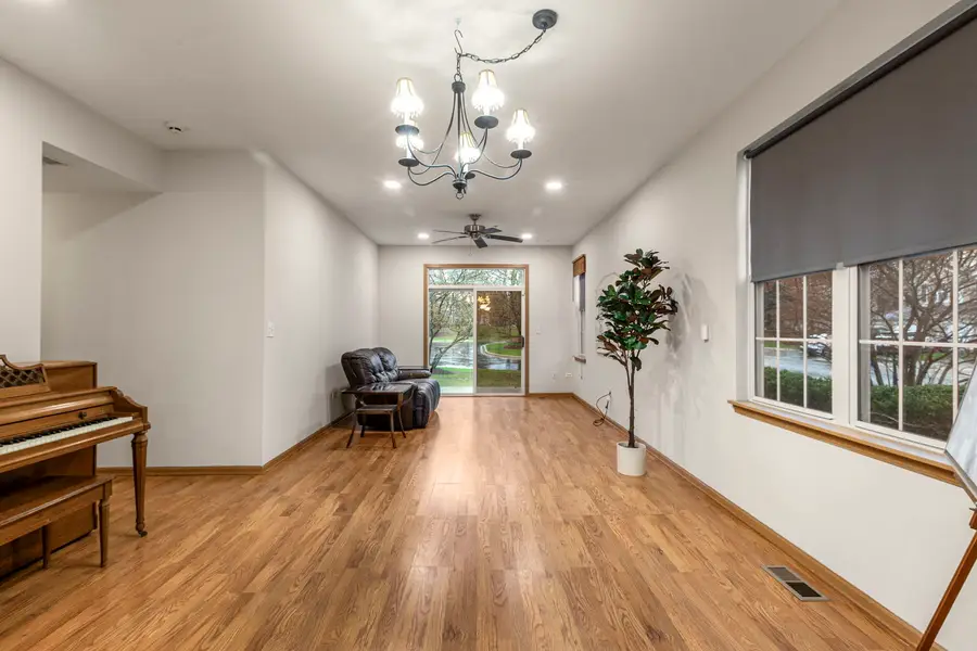 1280 Brookdale Drive, Carpentersville, IL 60110 - #3