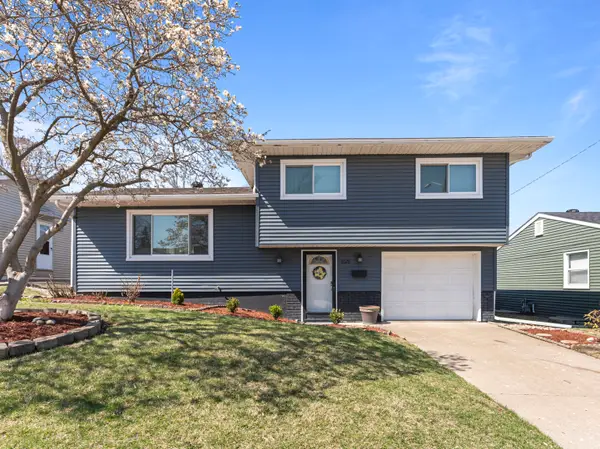 2628 N Gayman Avenue, Davenport, IA 52804