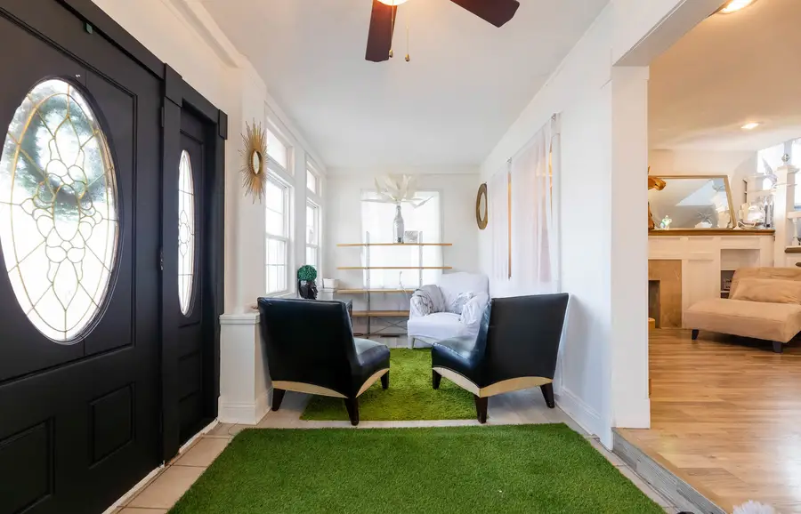 7601 S Bennett Avenue, Chicago, IL 60649 - #3