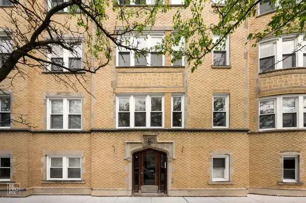 5255 N Rockwell Street #1, Chicago, IL 60625