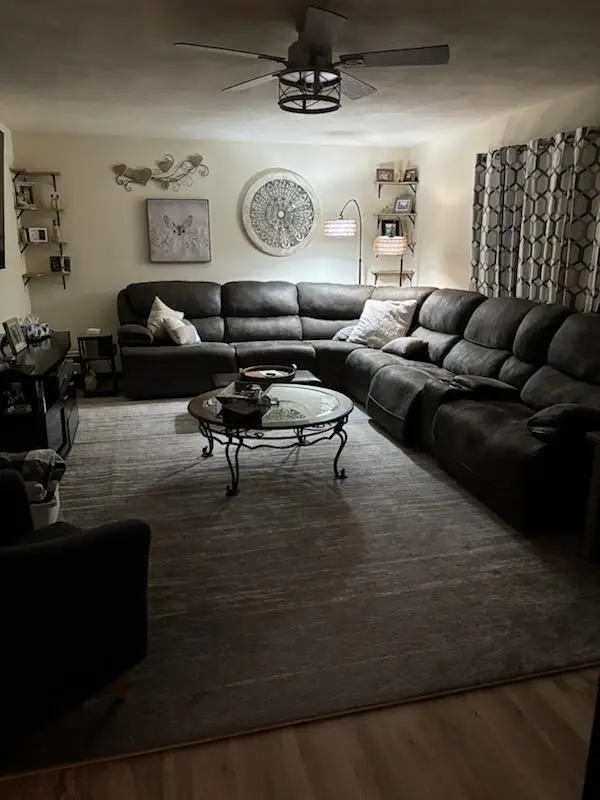 205 N Dale Avenue, McHenry, IL 60050 - #2