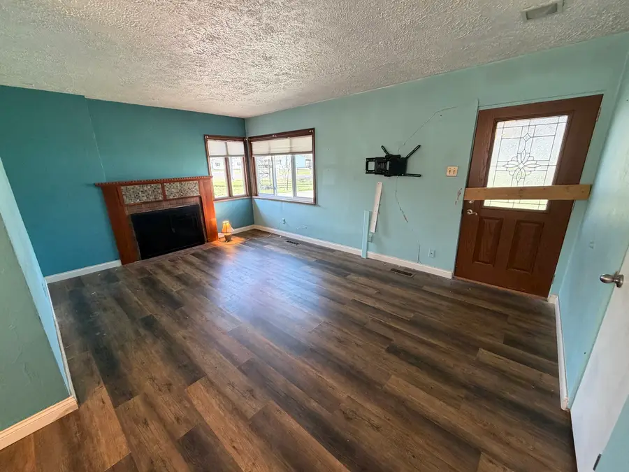 43 Ridge Road, Centralia, IL 62801 - #3