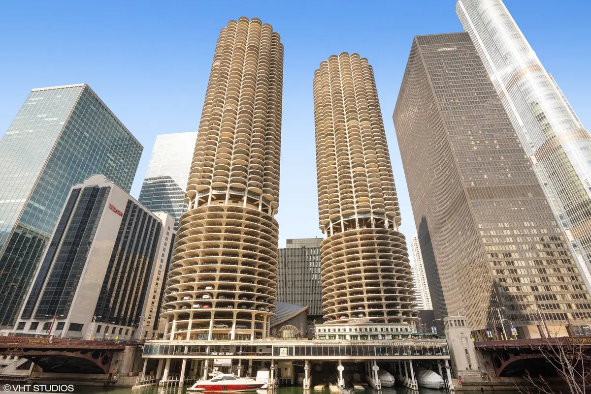300 N State Street #2535, Chicago, IL 60654 - #1