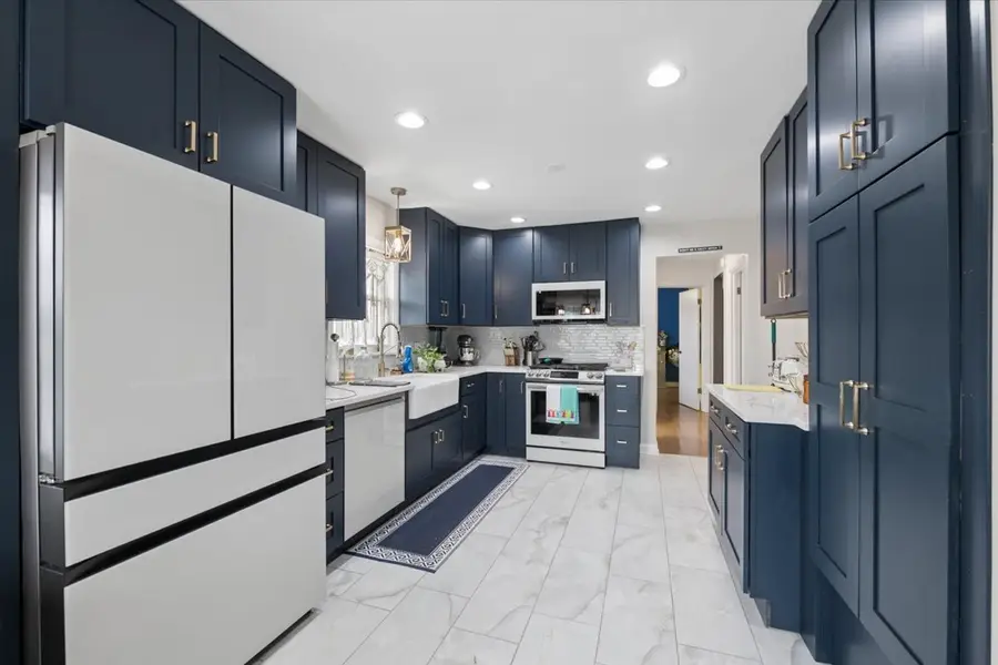 8657 W Lyndale Avenue, River Grove, IL 60171 - #3