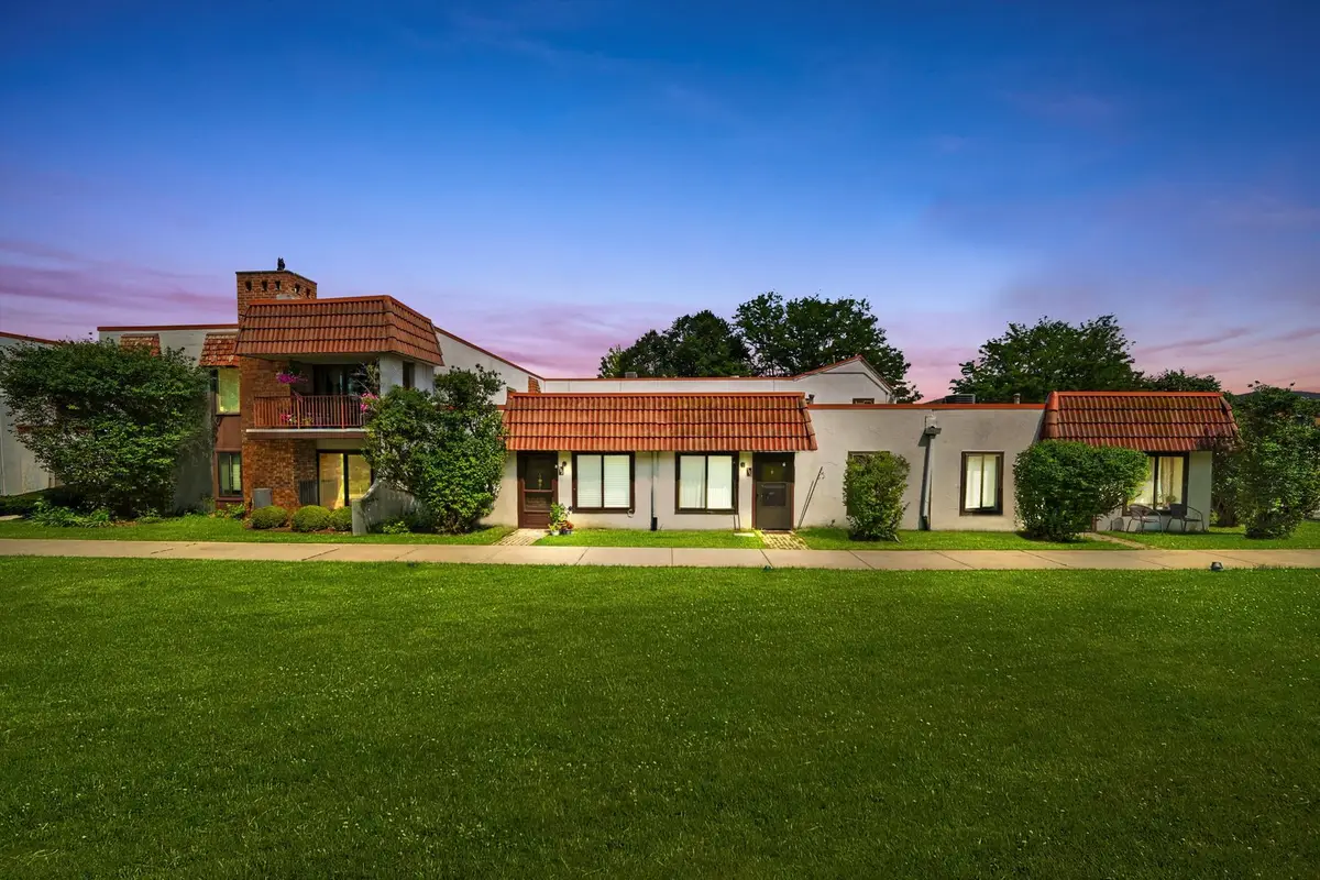 743 E Fullerton Avenue #105, Glendale Heights, IL 60139 - #1