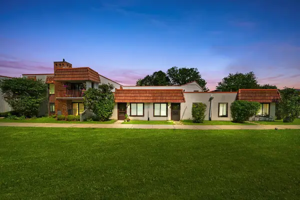 743 E Fullerton Avenue #105, Glendale Heights, IL 60139