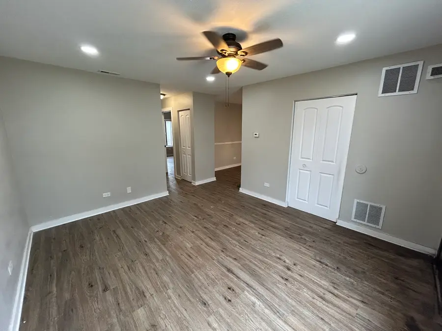 743 E Fullerton Avenue #105, Glendale Heights, IL 60139 - #3