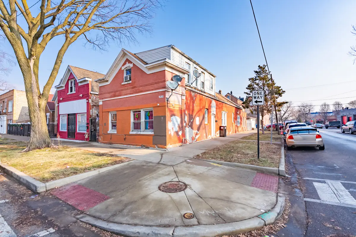 2859 S Homan Avenue, Chicago, IL 60623 - #1