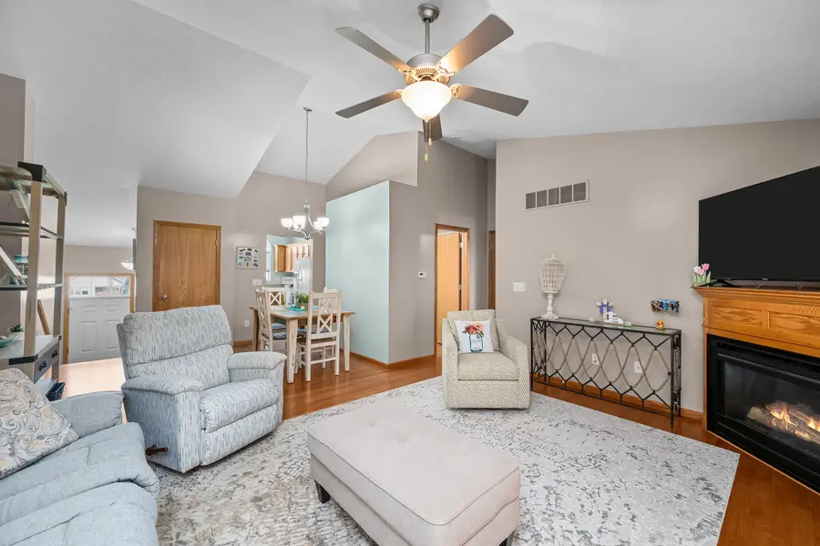 1133 33rd Avenue Circle, Silvis, IL 61282 - #3