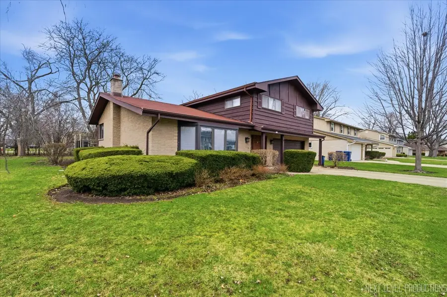 1708 Longvalley Drive, Northbrook, IL 60062 - #2