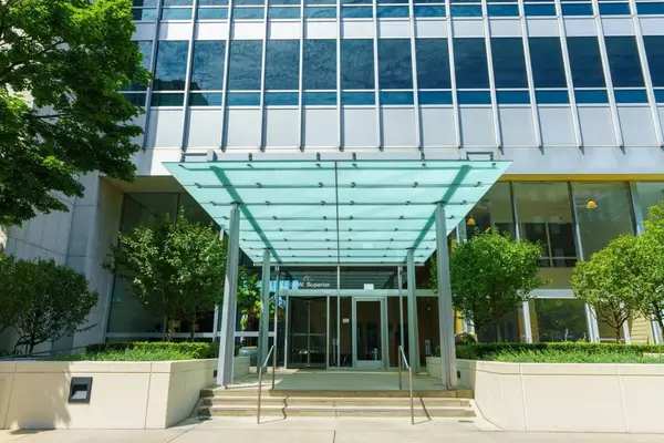 500 W Superior Street #P-422-423, Chicago, IL 60654