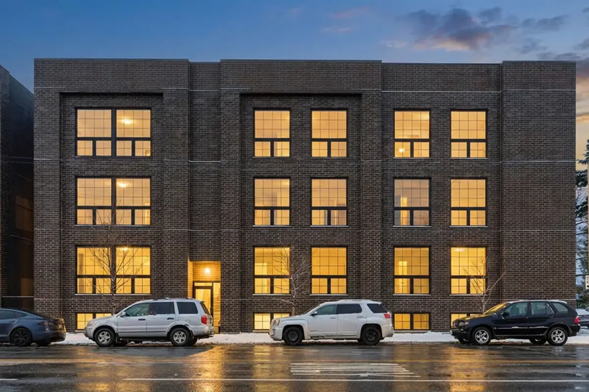 5830 N Lincoln Avenue #2E, Chicago, IL 60659 - #1