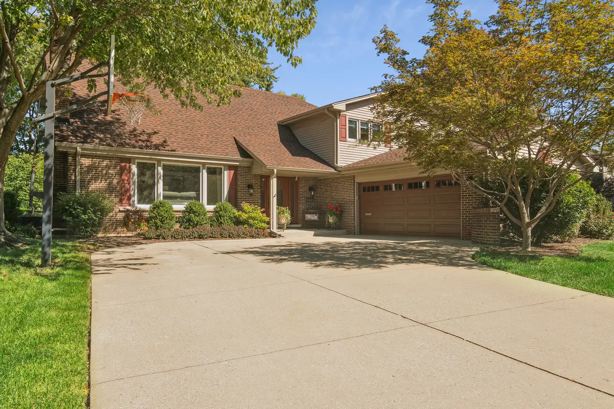 1102 E Waverly Drive, Arlington Heights, IL 60004 - #1