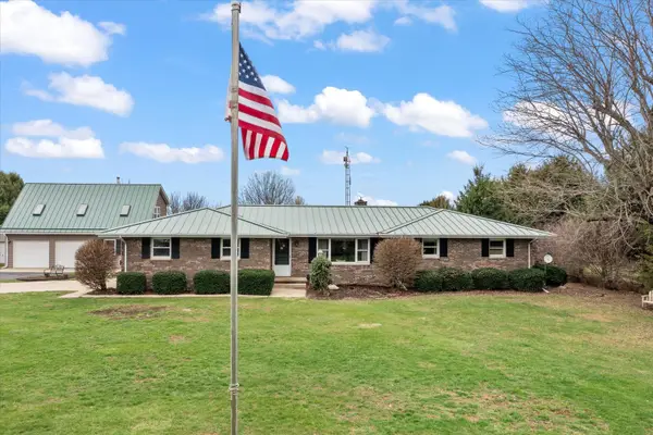 14540 E 3400 North Road, Rossville, IL 60963