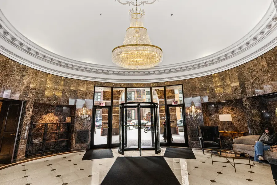 10 E Ontario Street #3702, Chicago, IL 60611 - #2