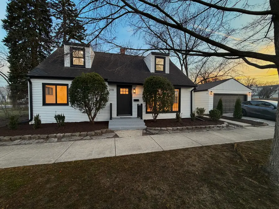 219 E Berkshire Avenue, Lombard, IL 60148 - #2