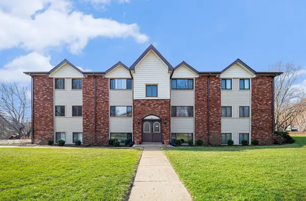 319 Dunning Avenue #3A, West Dundee, IL 60118