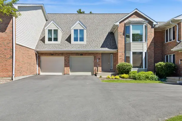 1659 N Belmont Court #1659, Arlington Heights, IL 60004