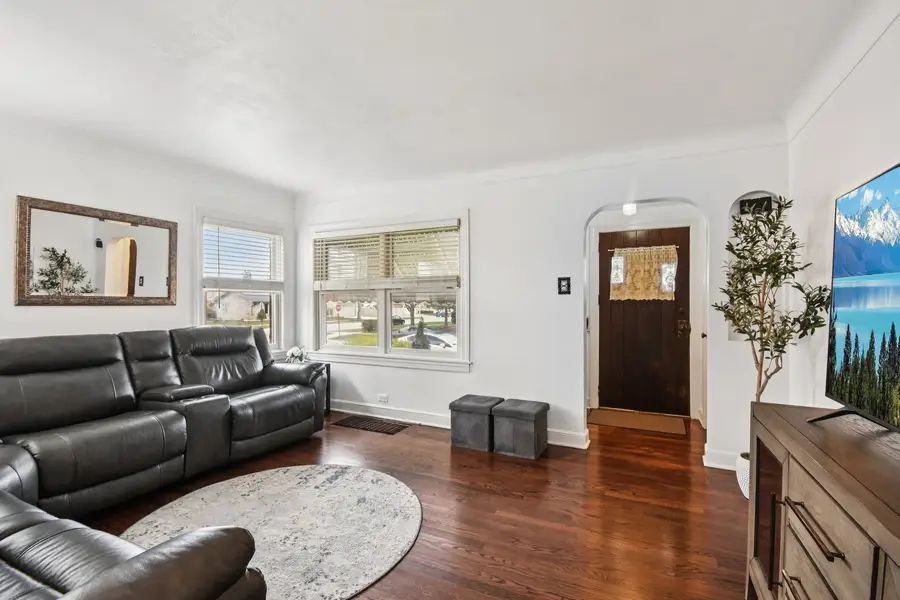 9404 S 55th Court, Oak Lawn, IL 60453 - #2