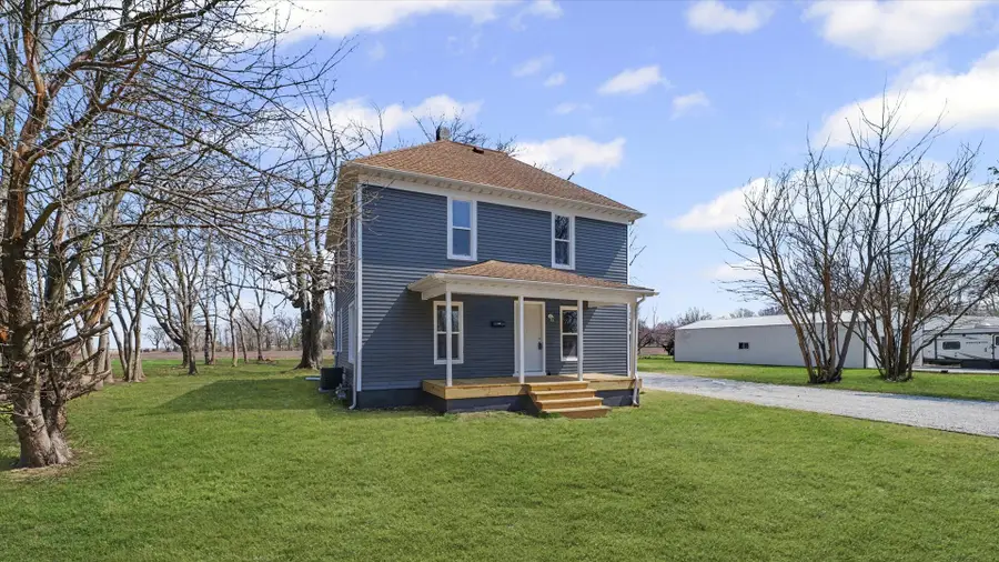 365 N Lincoln Street, Bement, IL 61813 - #2