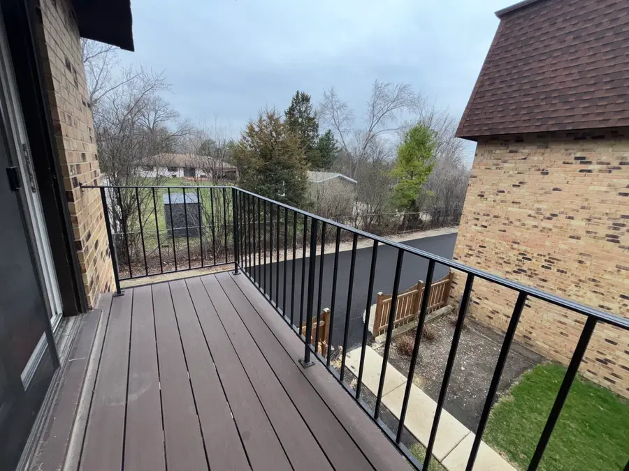 9700 Bianco Terrace #2D, Des Plaines, IL 60016 - #2