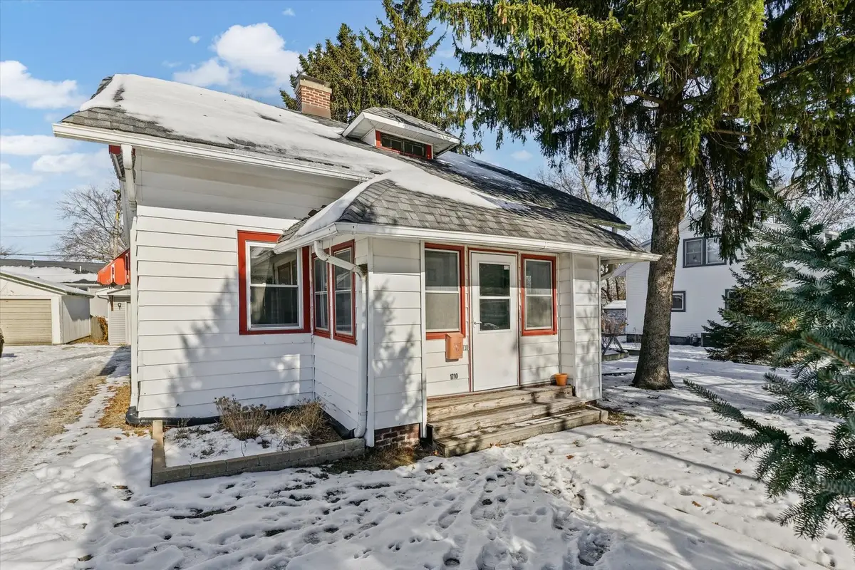 1710 W Church Street, Champaign, IL 61821 - #1