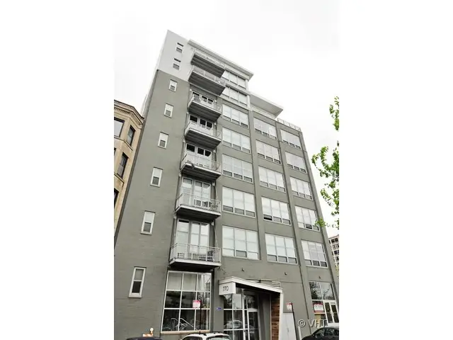 770 W Gladys Avenue #304, Chicago, IL 60661 - #1