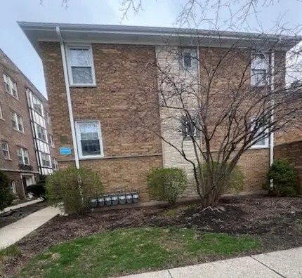 33 S Madison Avenue #1B, La Grange, IL 60525
