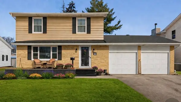 900 14th Place, Camanche, IA 52730