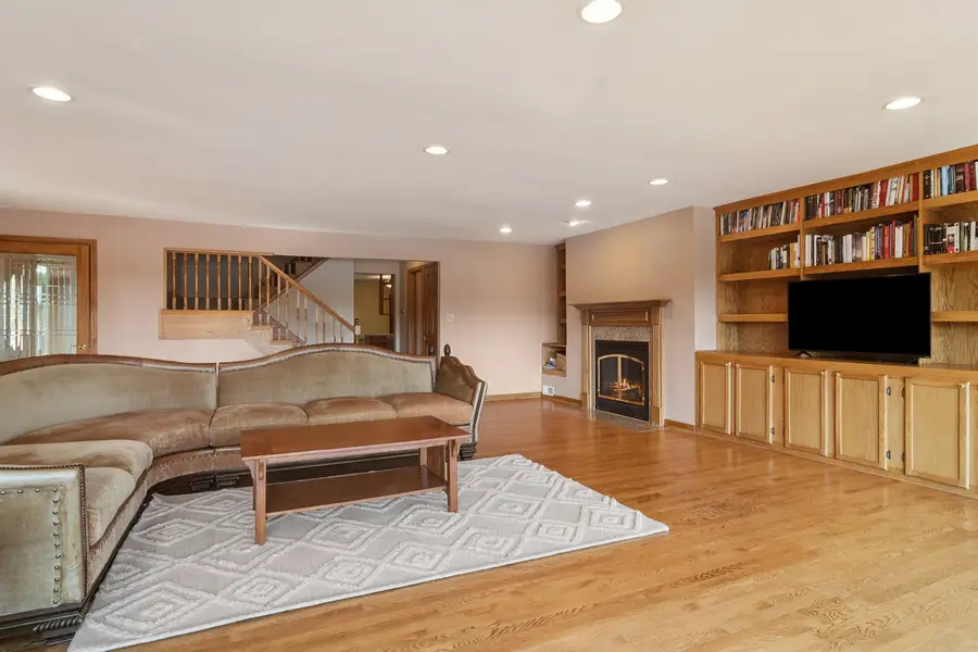 24013 N Forest Drive, Lake Zurich, IL 60047 - #3