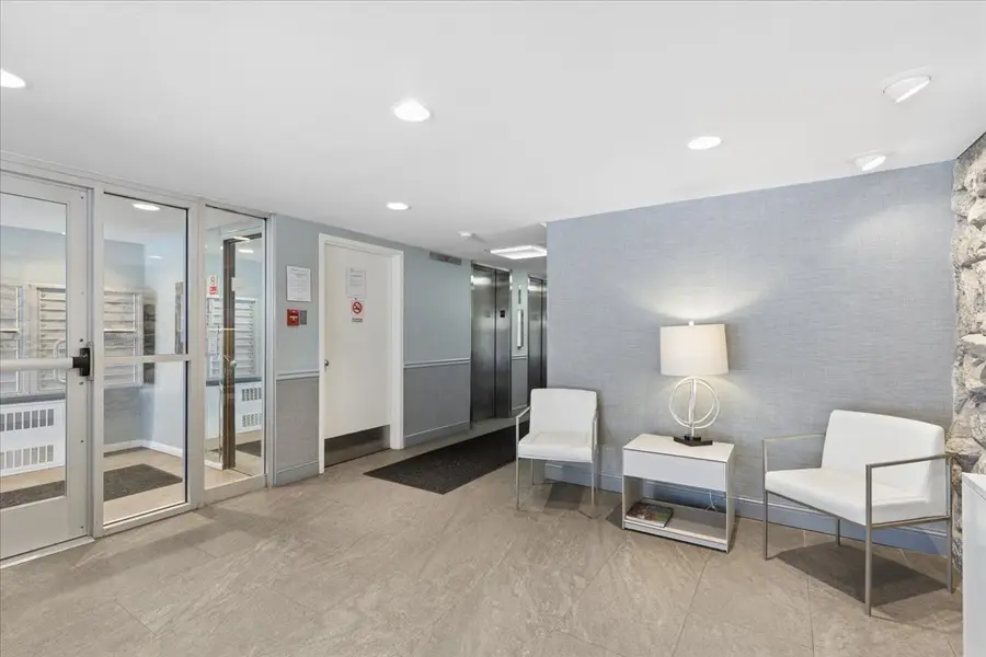 1567 Ridge Avenue #607, Evanston, IL 60201 - #2