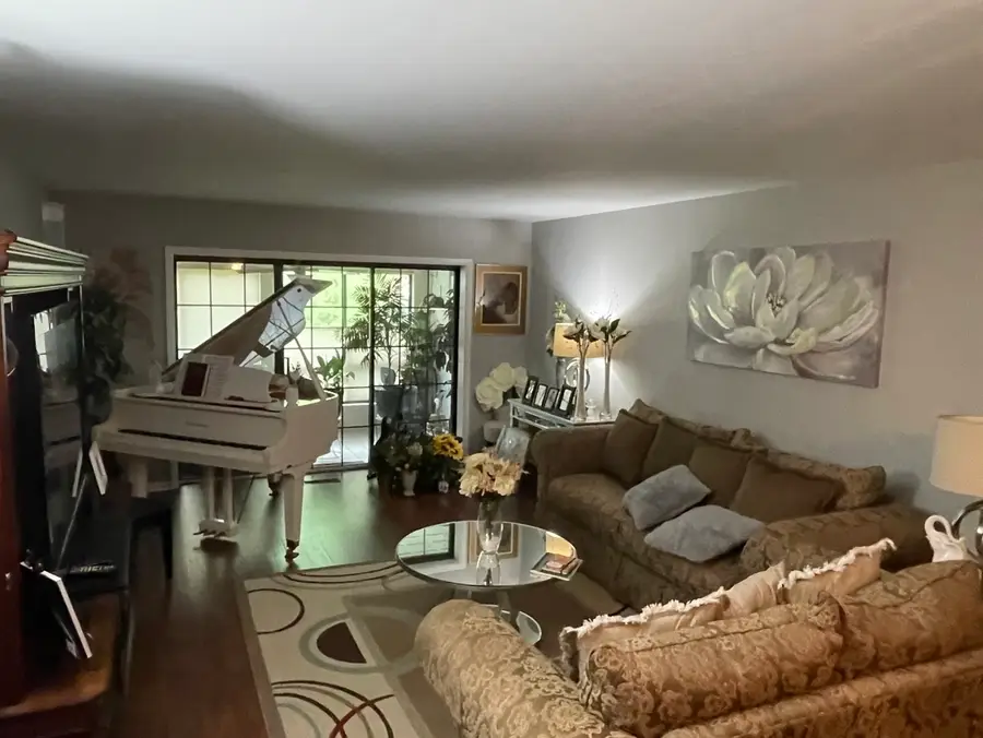 1070 S Nelson Avenue #2, Kankakee, IL 60901 - #3