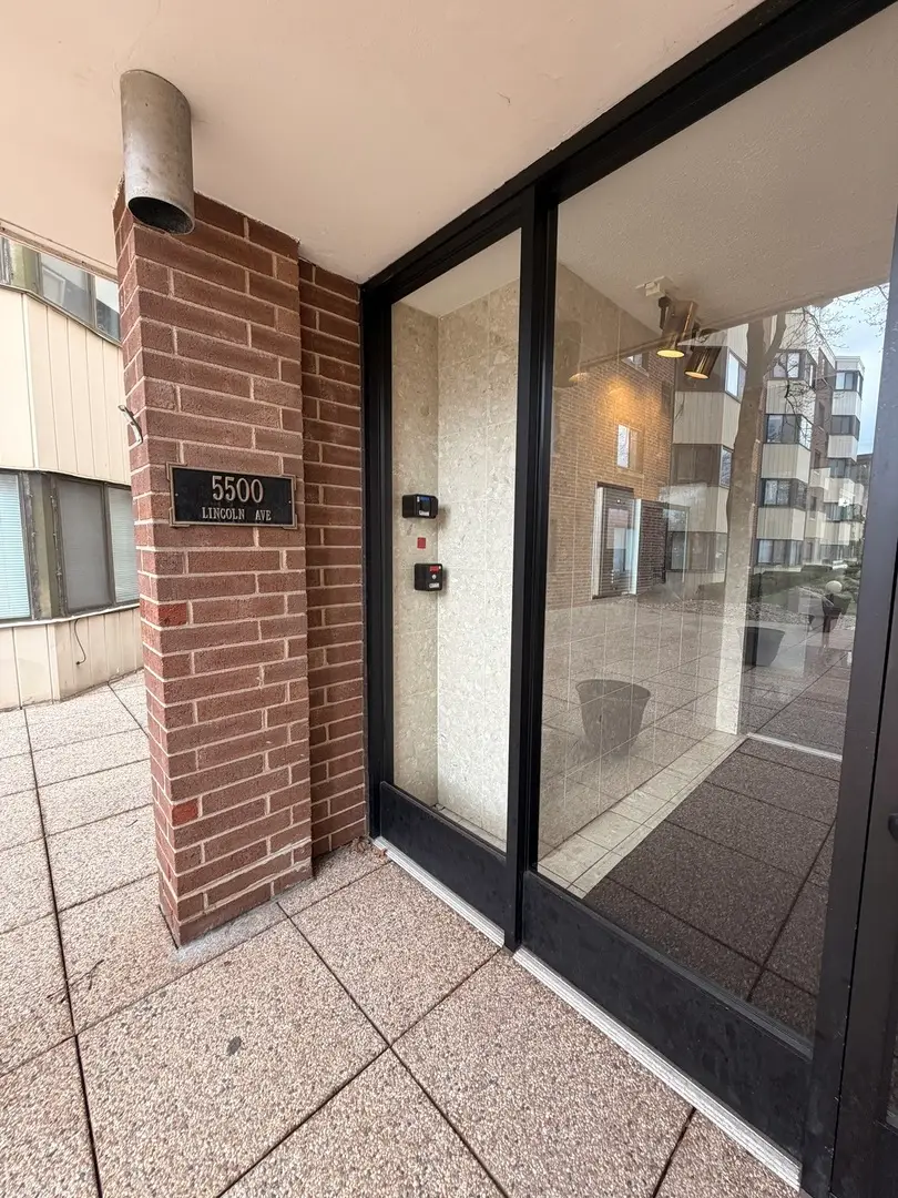 5500 Lincoln Avenue #507W, Morton Grove, IL 60053 - #2