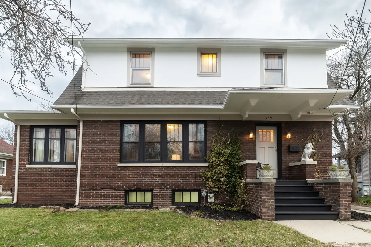 489 Division Street, Elgin, IL 60120 - #1