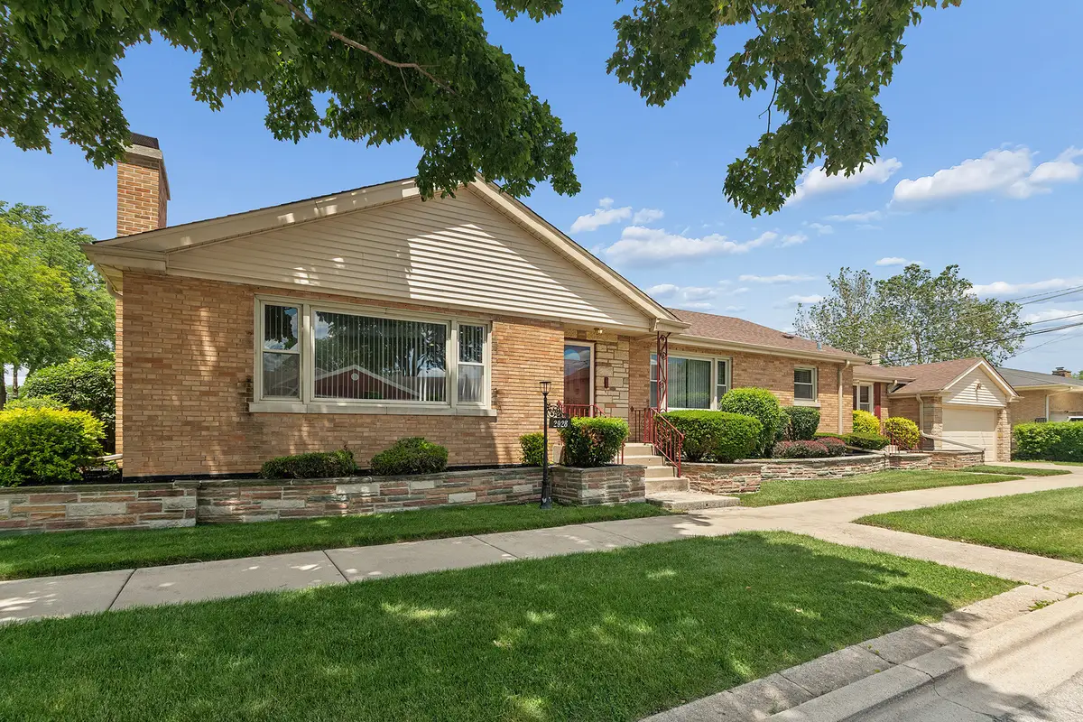 2928 W 92nd Street, Evergreen Park, IL 60805 - #1