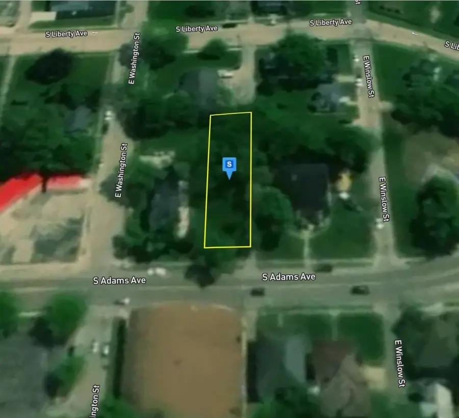 411 S Adams Avenue, Freeport, IL 61032 - #3