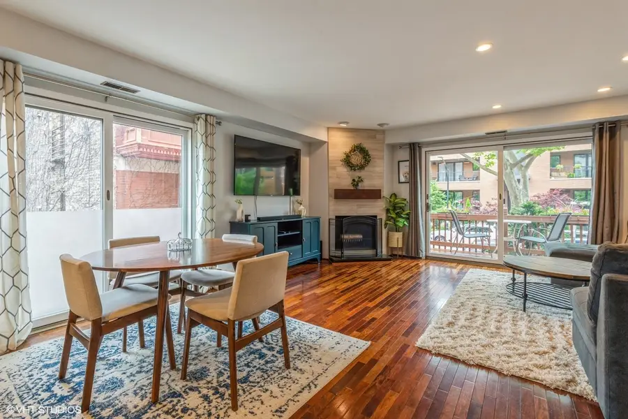1045 W Altgeld Street, Chicago, IL 60614 - #2