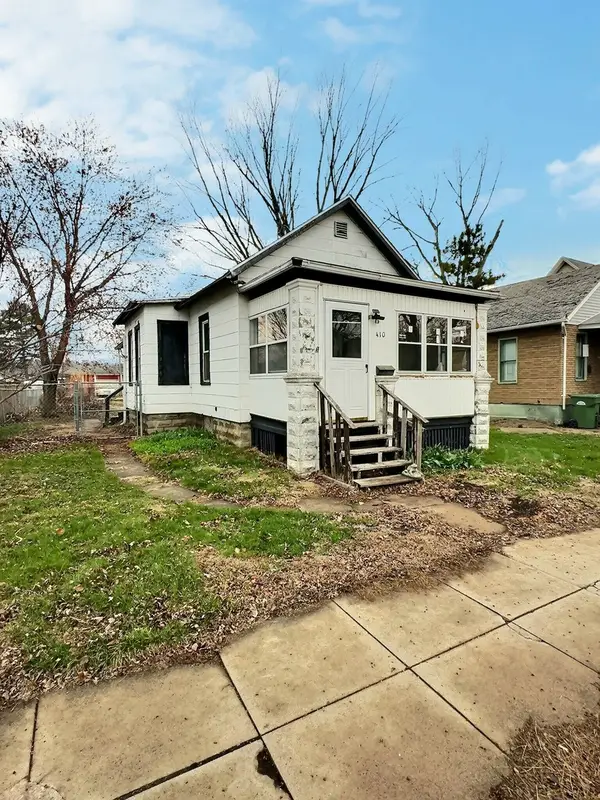 410 N 3rd Street, Clinton, IA 52732