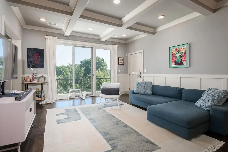 6438 S Woodlawn Avenue #3N, Chicago, IL 60637 - #3