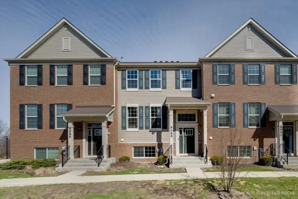 8988 Dolby Street, Huntley, IL 60142