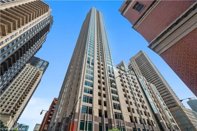 33 W Ontario Street #30E, Chicago, IL 60654 - #1