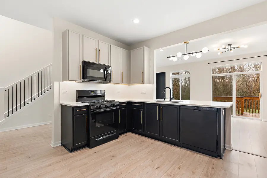 1526 Peachtree Lane, Lockport, IL 60441 - #3