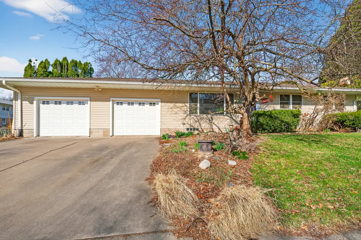 1334 7th Street Nw, Clinton, IA 52372 - #1