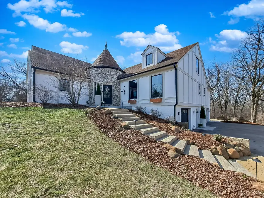 674 Plum Tree Road, Barrington Hills, IL 60010 - #2