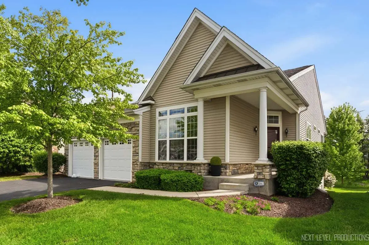3844 Valhalla Drive, Elgin, IL 60124 - #1