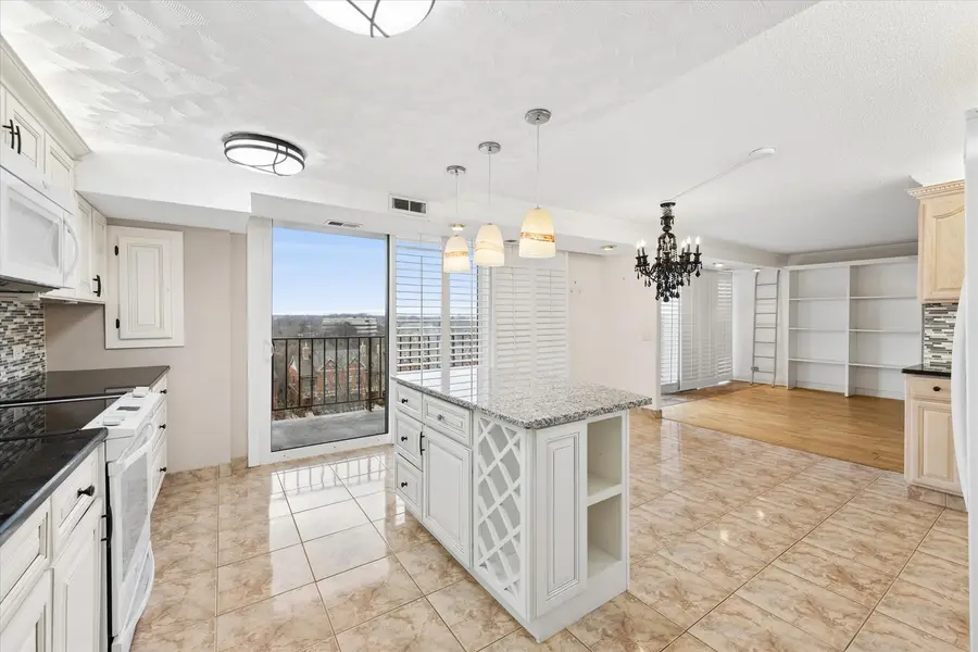 2 S Atrium Way #603, Elmhurst, IL 60126 - #2