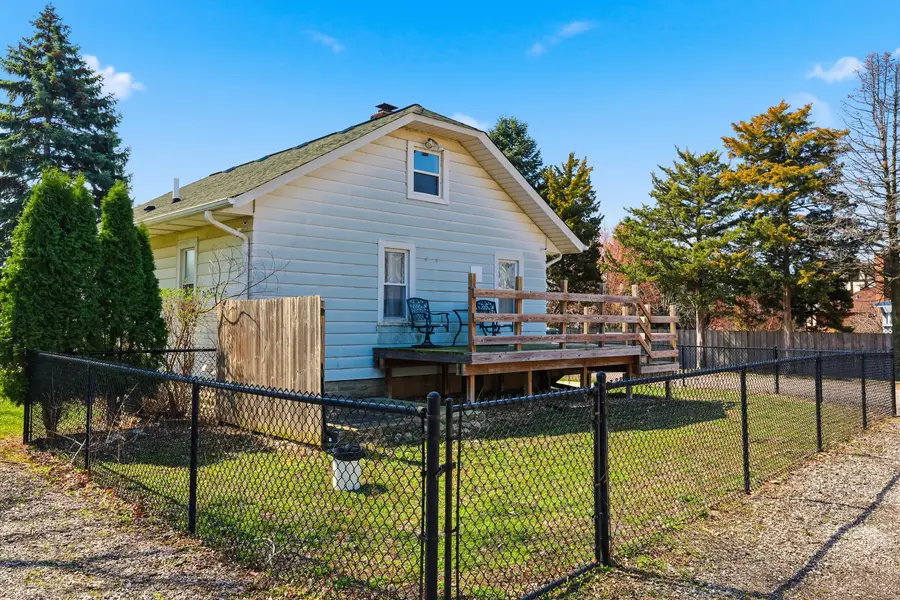 307 W Army Trail Road, Bloomingdale, IL 60108 - #2