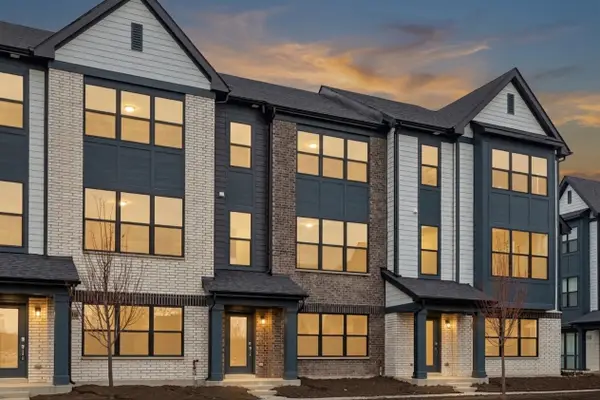 6318 Lexington Street, Morton Grove, IL 60053